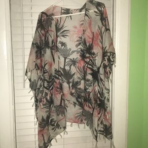 🎈5 for $20 - Tropical kimono
